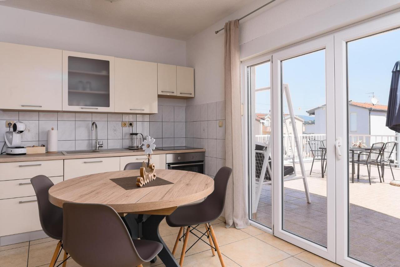 Apartment Planikovica Traù Esterno foto